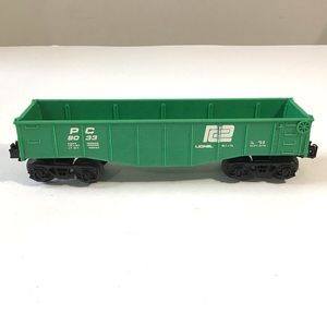 1976 LIONEL Train Gondola Car PC Penn Central 9033 Green O Scale Vintage